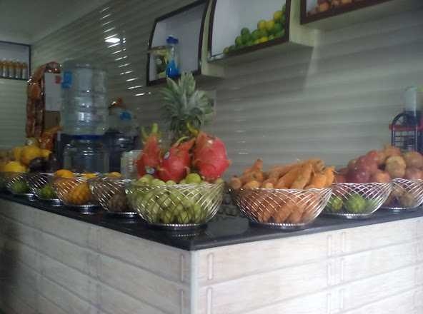 Tea juice snacks shops for Rent