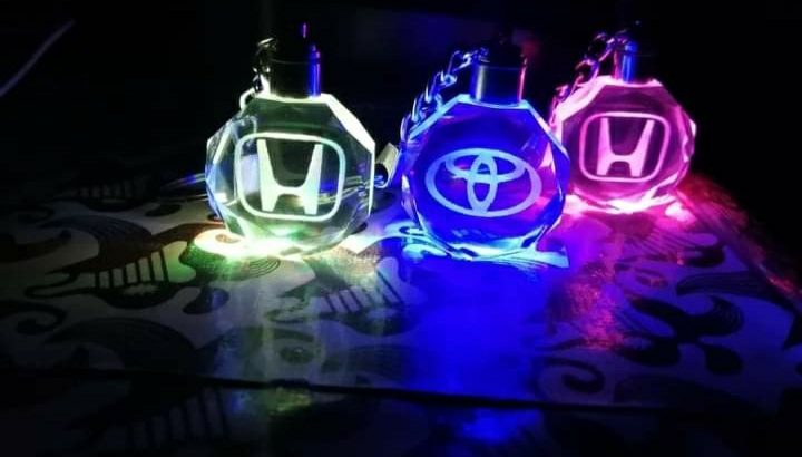 Crystal Key chain With Multi light effectsAvailable in 4 brands