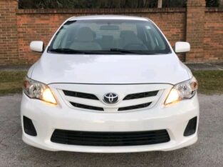 clean Toyota corolla for sale