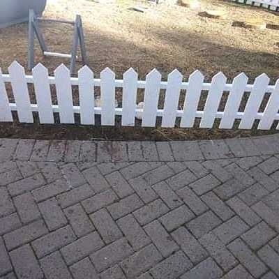 picket fence we deliver and installation For free