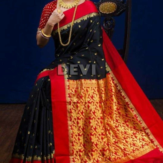 Fashionable Banarasi Kanjivaram Silk Saree