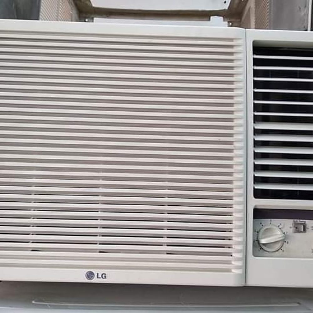 Used AC for sale 30408326 contact me for more information whatsapp available