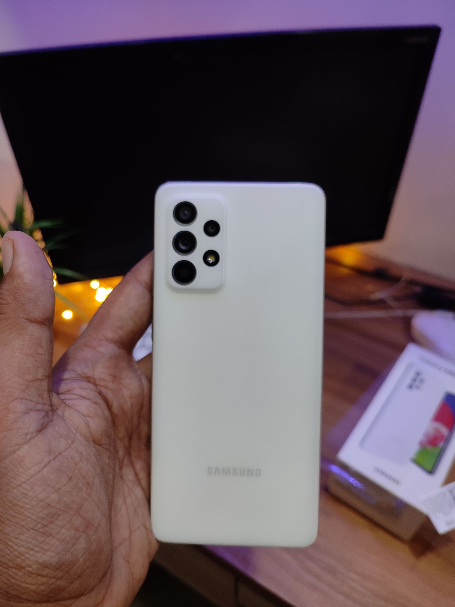 premium samsung a52s 5g smartphone white only unboxed
