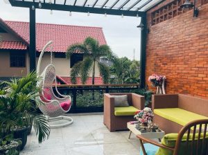 Rumah Bagus dalam Cluster Banjar Wijaya Full Renovasi Nyaman dan Asri Full Furnished di Tangerang