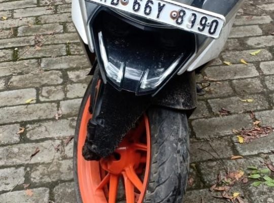 KTM bike 200 model 2017 good condition all document complete