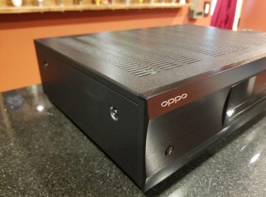 Selling My Used OPPO UDP-205 4k Blu-Ray player Still Clean