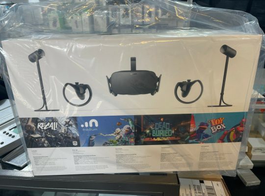 NEW Oculus Rift CV1 Virtual Reality Headset with Controllers Sensors – Black