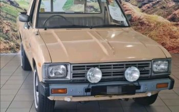 1982 Toyota Hilux 1600(col_shift Single Cab)