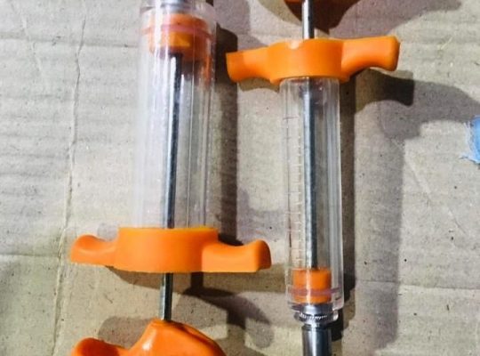 veterinary syringes